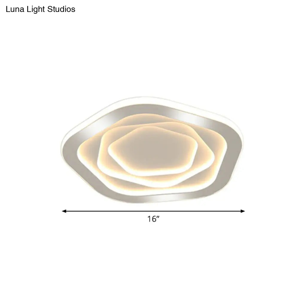 Modern White Led Flush Mount Ceiling Light With Acrylic Concentric Pattern / Remote Control Stepless