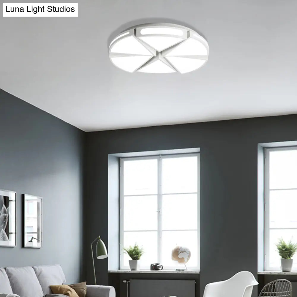 Modern White Round Ceiling Light For Kitchen Metal Flush Mount - 16’/19.5’ Lights With Black Accents