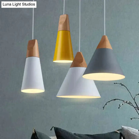 Modern Wood Pendant Lights Led Hanglamp Colorful Lamps For Restaurant/Bar Lighting Luminaire Home