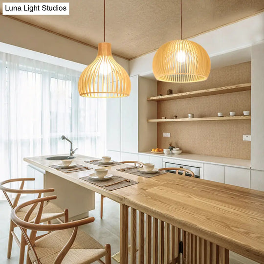 Modern Wooden Pendant Light Fixture For Dining Room - Single-Bulb Suspension Design