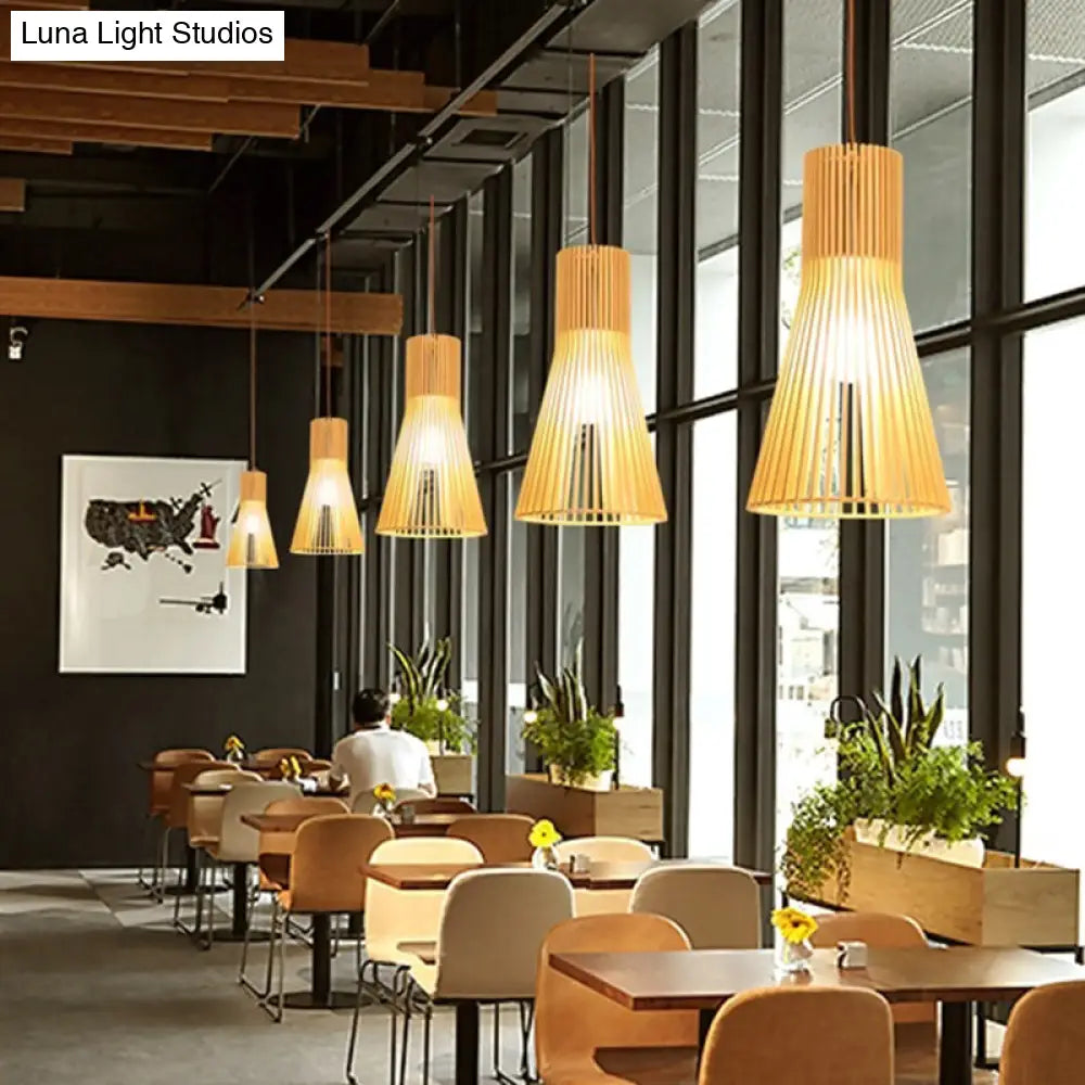 Modern Wooden Pendant Light Fixture For Dining Room - Single-Bulb Suspension Design