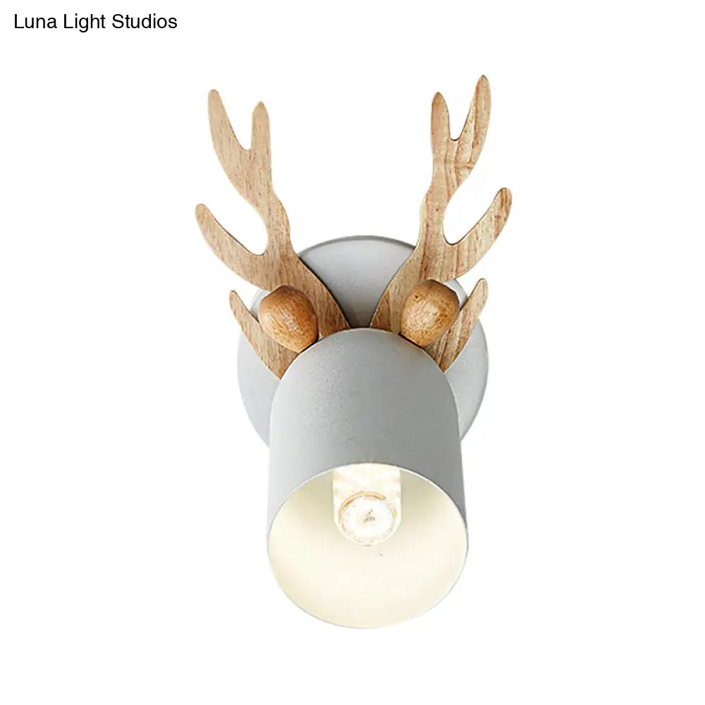 Modernist Metal Wall Sconce With Antler Design And Cylinder Shape For Bedroom Lighting