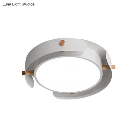 Nordic Acrylic Led Flush Mount Ceiling Light Fixture In White/Distressed White - 16’/19.5’ Dia