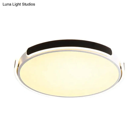 Nordic Led Flush Mount Round Ceiling Light - Black/White With Riveted Straps 14/18/21.5’ Warm/White