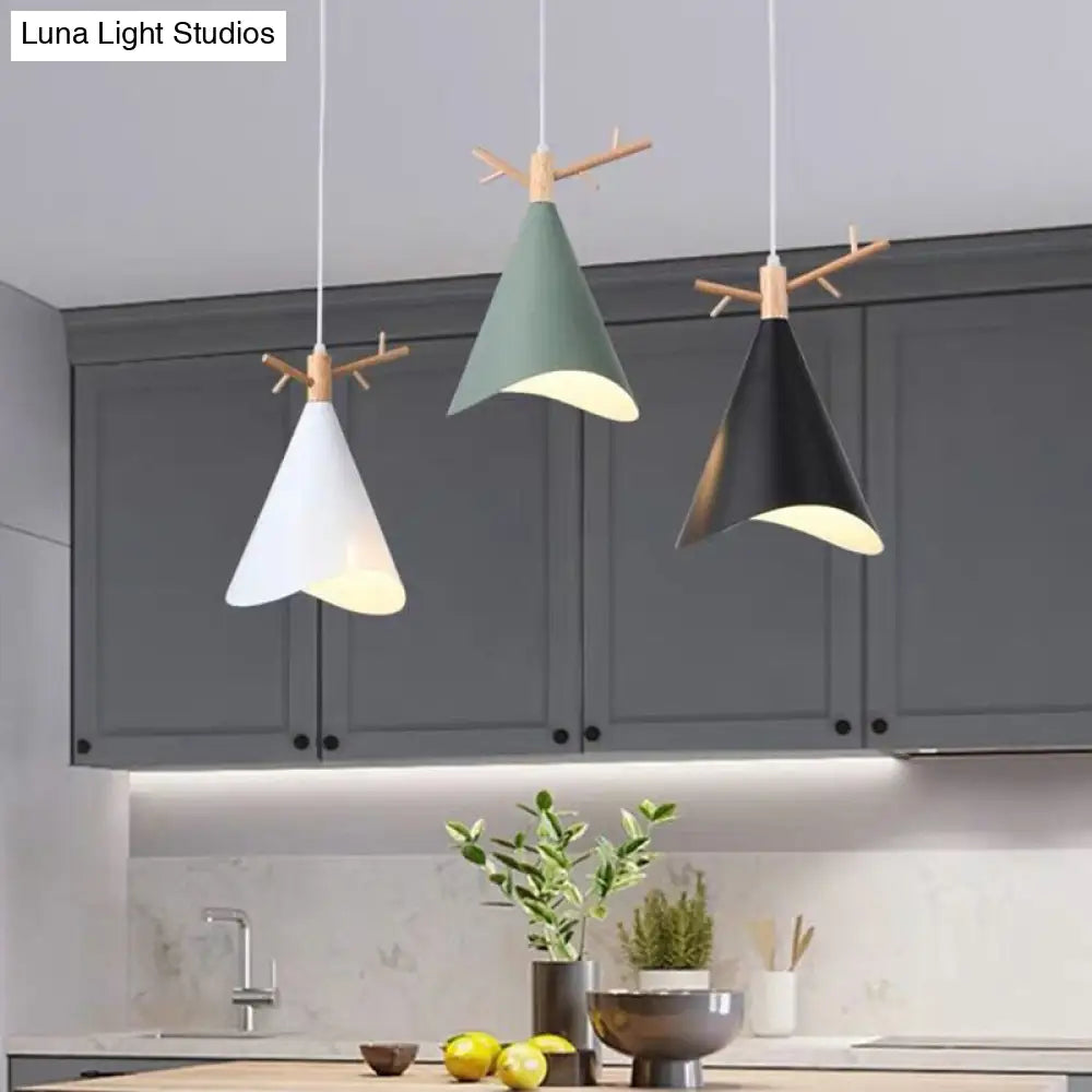 Nordic Metal Conical Multi-Ceiling Light With 3 Bulbs - White-Wood Drop Pendant Wavy Edge And Antler
