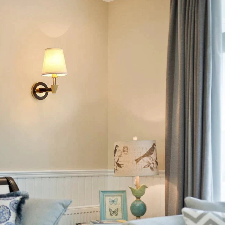 Nordische minimalistische Schlafzimmer-Nachttischlampe aus Kupfer 