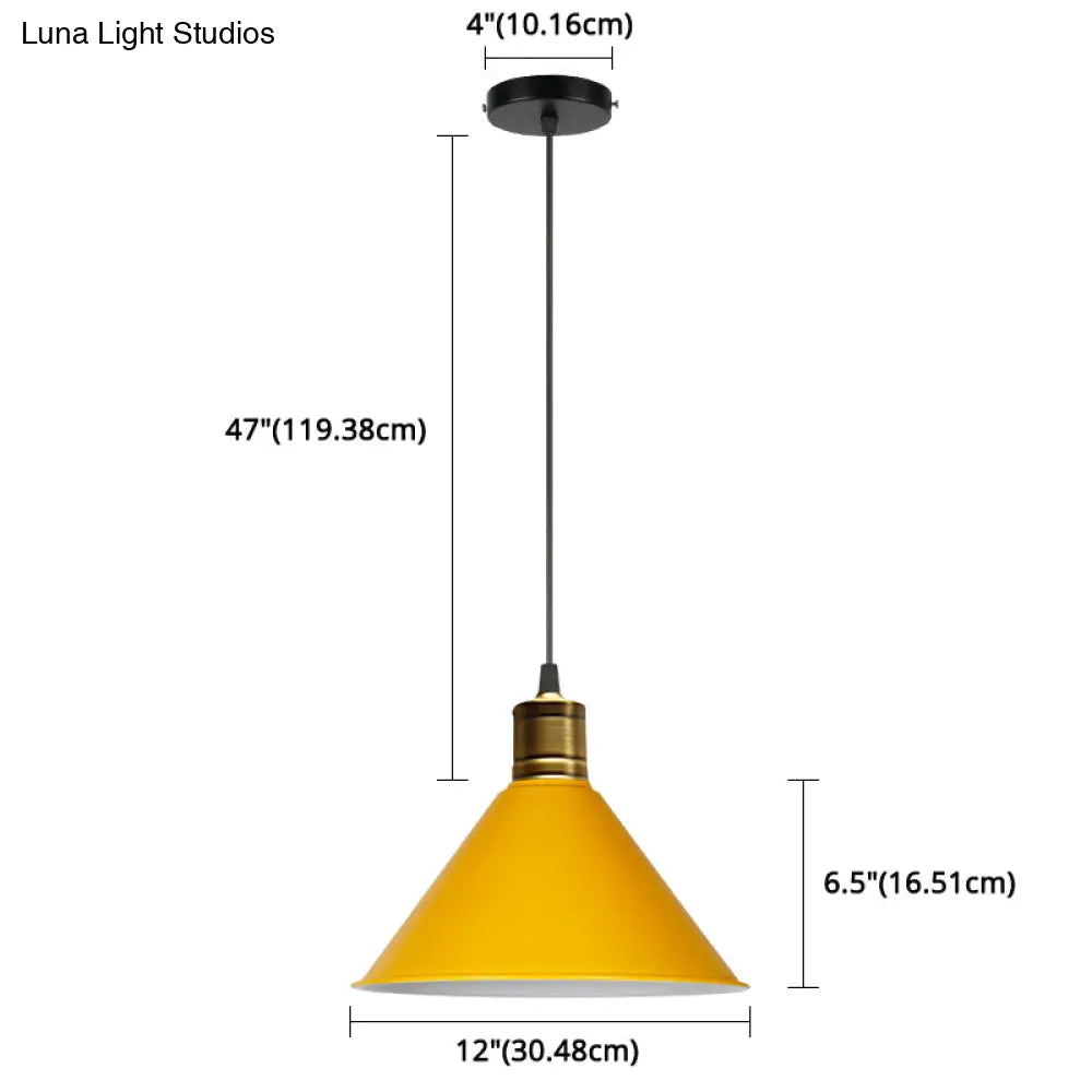 Nordic Style Metal Hanging Pendant Lamp With Modern Design - Ideal For Restaurant Ceilings