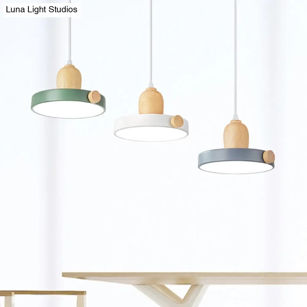 Nordic Pot Lid Led Pendant Lamp: Acrylic 3-Head Ceiling Light For Dining Room In White/Wood