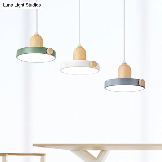 Nordic Pot Lid Led Pendant Lamp: Acrylic 3-Head Ceiling Light For Dining Room In White/Wood
