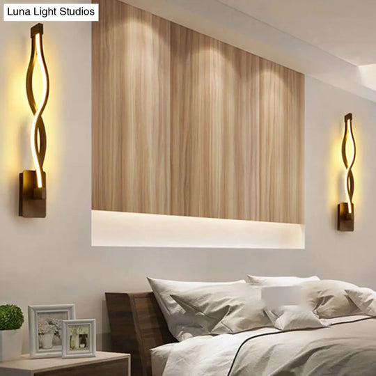 Nordic Simplicity Twist Shape Wall Mount Light Fixture For Living Room And Bedroom