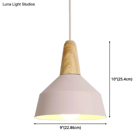 Nordic Style Metal Hanging Pendant Lamp With Wooden Top - Ideal For Restaurants