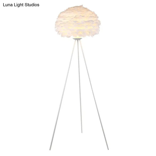 Nordic Style Tripod Floor Lamp With Feather Shade Metal Stand White