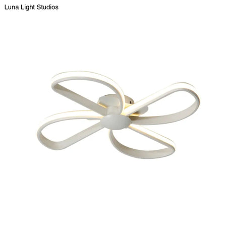 Nordic Stylish Led Ceiling Lamp - Blossom Shape Ideal For Kid’s Bedroom