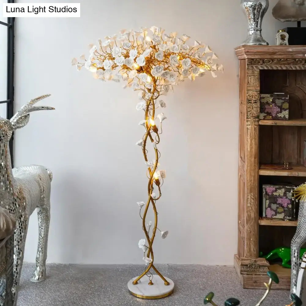 Novara Ginkgo Leaf Floor Lamp – Luxury Designer Standing Light