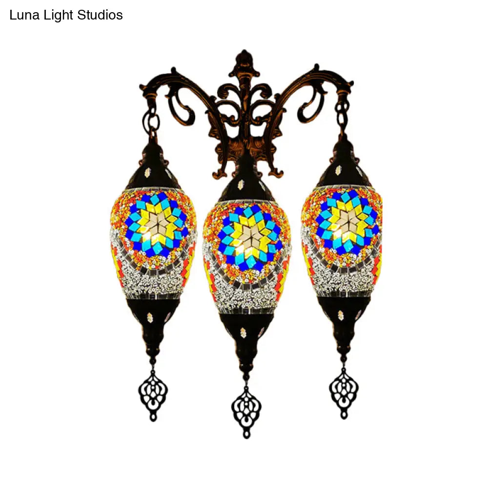 Oval Wall Mounted Lamp: Traditional Stained Art Glass Sconce Light - 3 Heads In White/Red/Light Blue