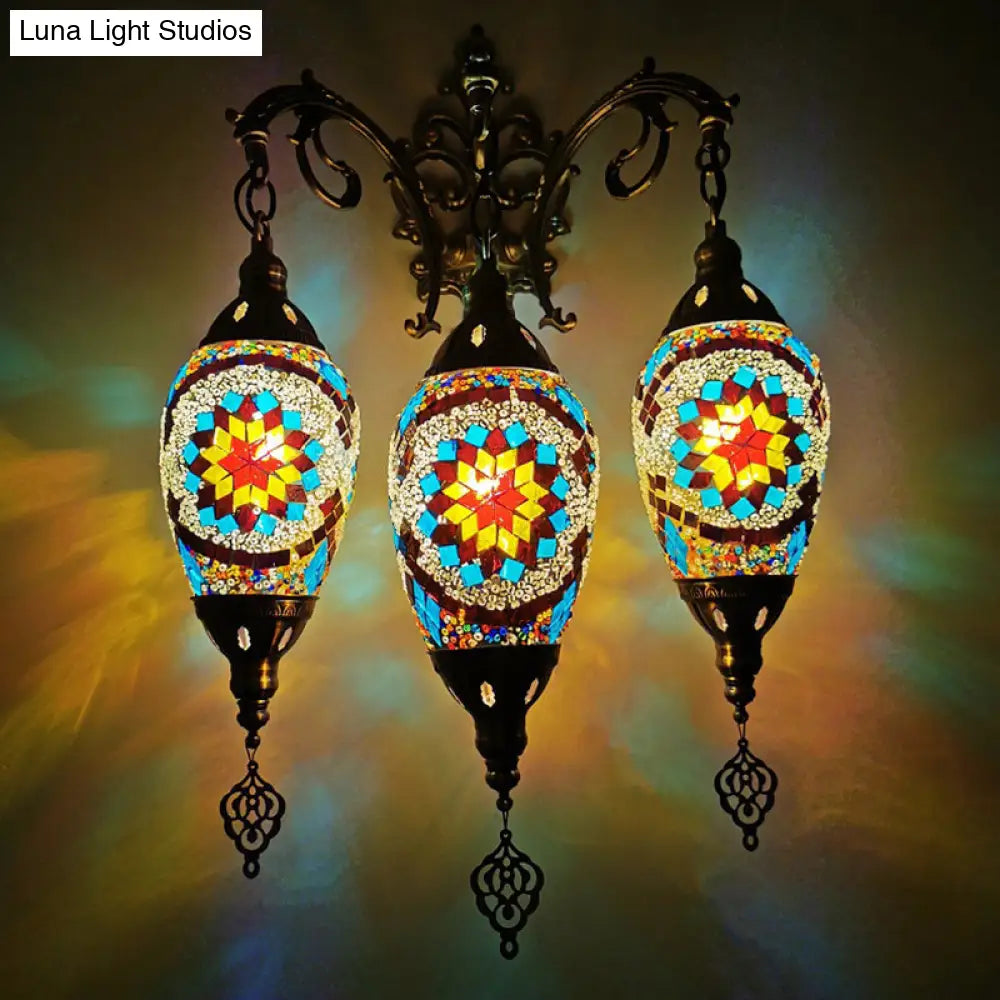 Oval Wall Mounted Lamp: Traditional Stained Art Glass Sconce Light - 3 Heads In White/Red/Light Blue