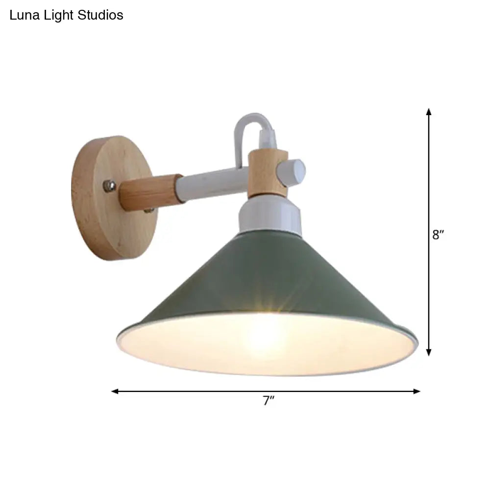 Pyramid Macaroon Wall Sconce: Metal And Wood 1-Light Lamp For Dining Room