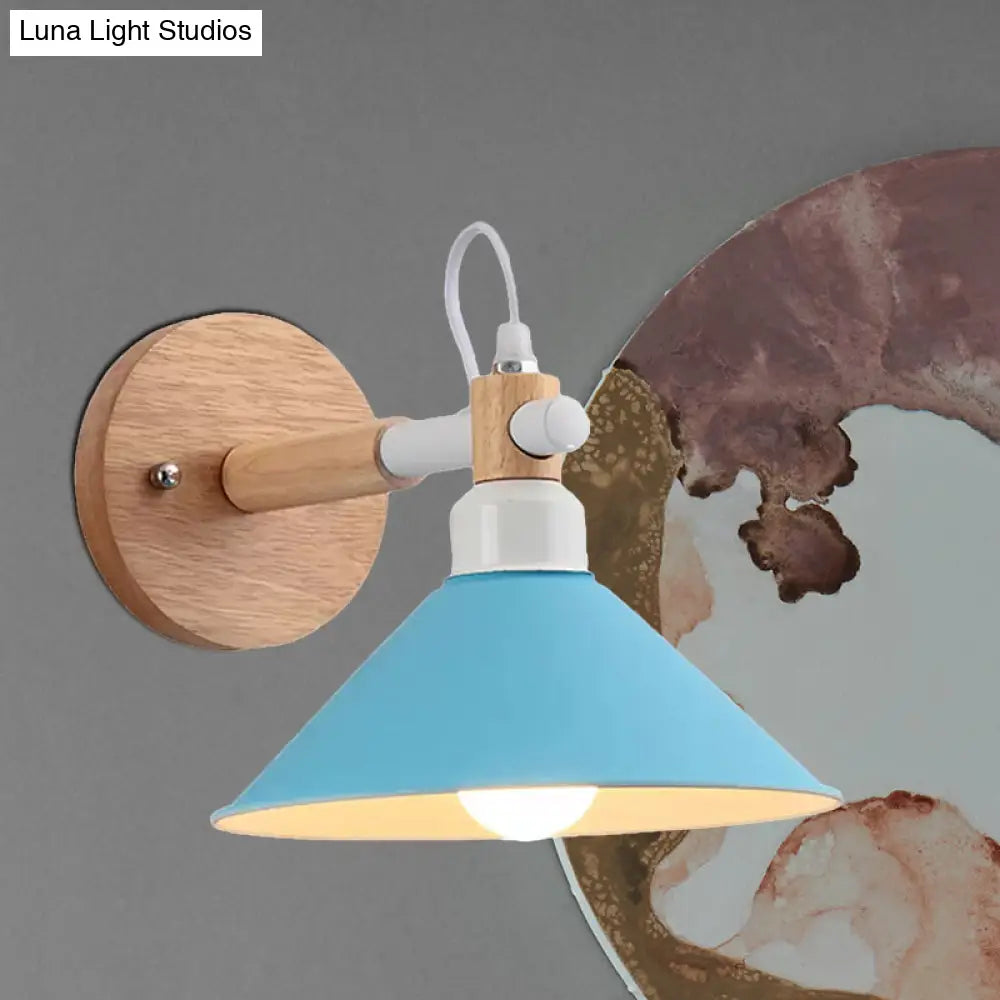 Pyramid Macaroon Wall Sconce: Metal And Wood 1-Light Lamp For Dining Room