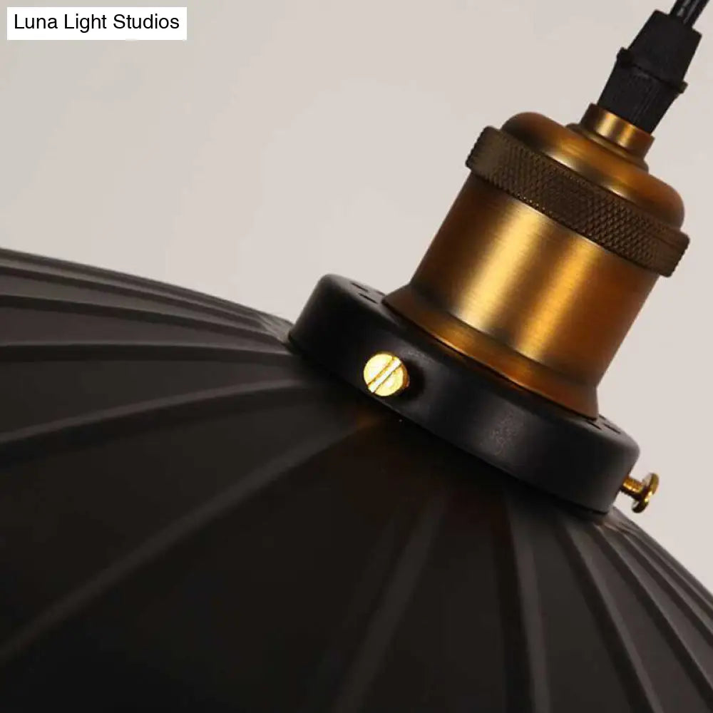 Retro Style Single-Bulb Pendant Ceiling Light In Black Metallic Suspension - Scalloped Cone Design