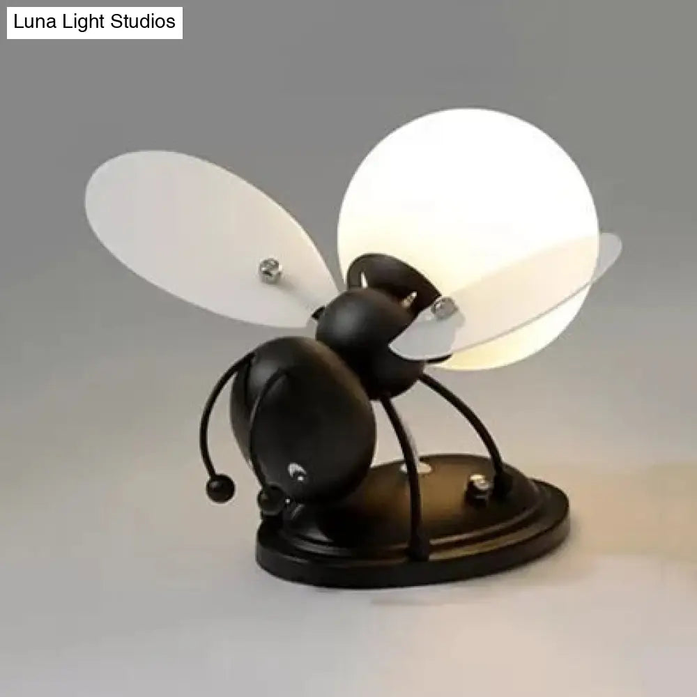 Rustic Bee Sconce Light - Single Bulb Metal Wall Lamp For Kindergarten Child Bedroom