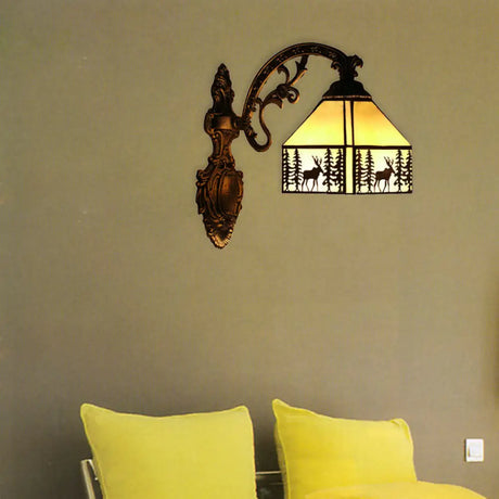 Rustic Forest Deer Wall Light With Lodge Shade - 1 Tiffany Sconce In Beige Ideal For Hotels