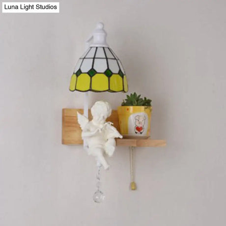 Scalloped Stained Glass Wall Sconce With Cupid Decoration - Tiffany 1-Light Fixture In Multicolor