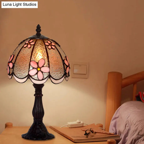 Scalloped-Trim Dome Tiffany Glass Table Lamp With Night Light - White/Coffee Flower Pattern