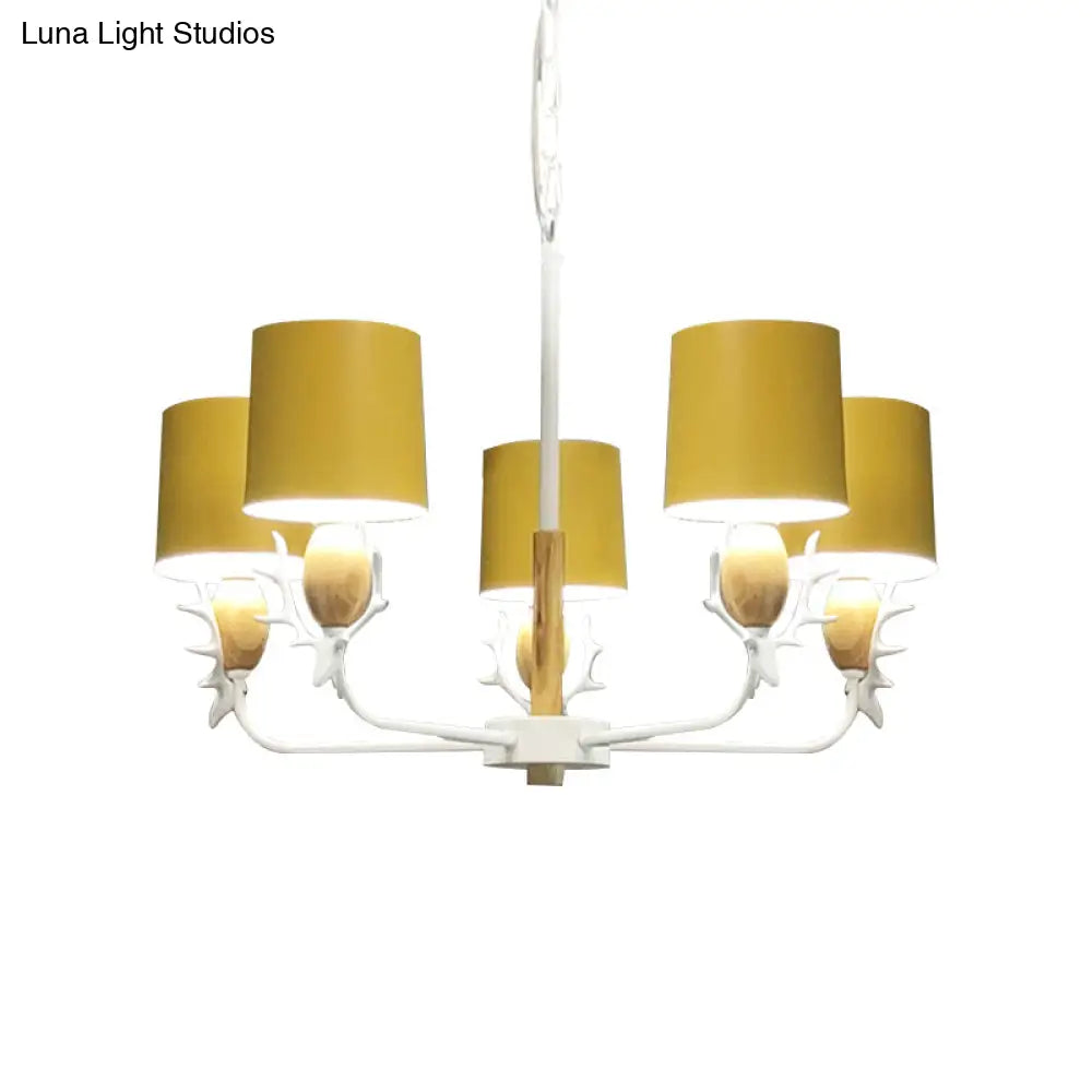 Scandinavian Deer Horn Chandelier - Stylish Metal Wood Hanging Light For Living Room