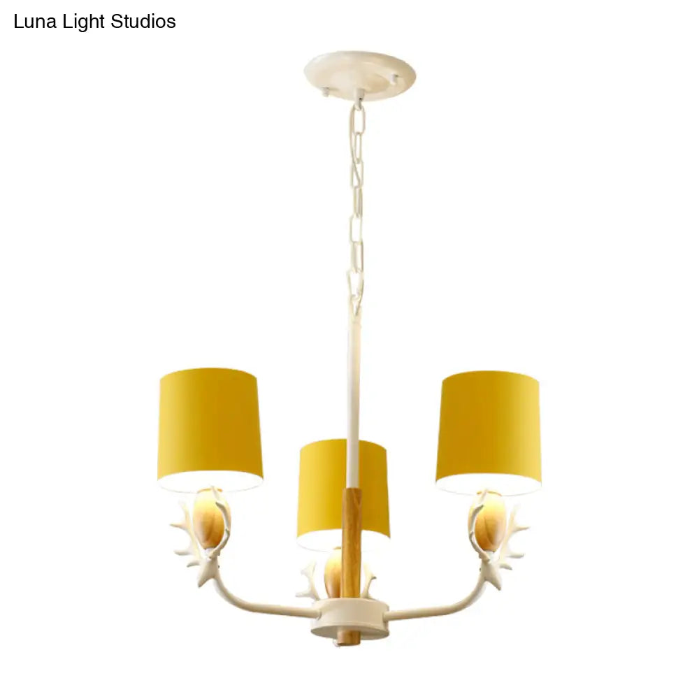 Scandinavian Deer Horn Chandelier - Stylish Metal Wood Hanging Light For Living Room