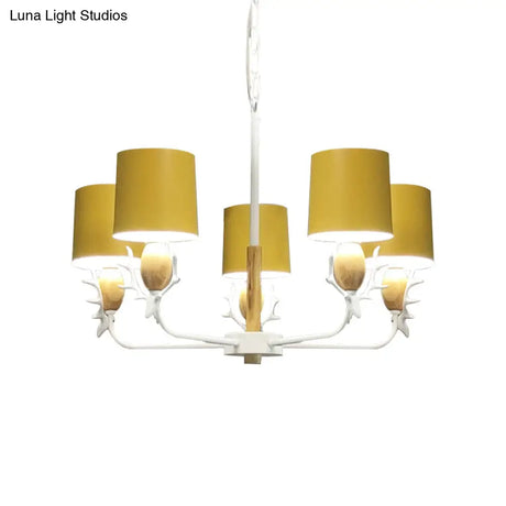 Scandinavian Deer Horn Chandelier - Stylish Metal Wood Hanging Light For Living Room