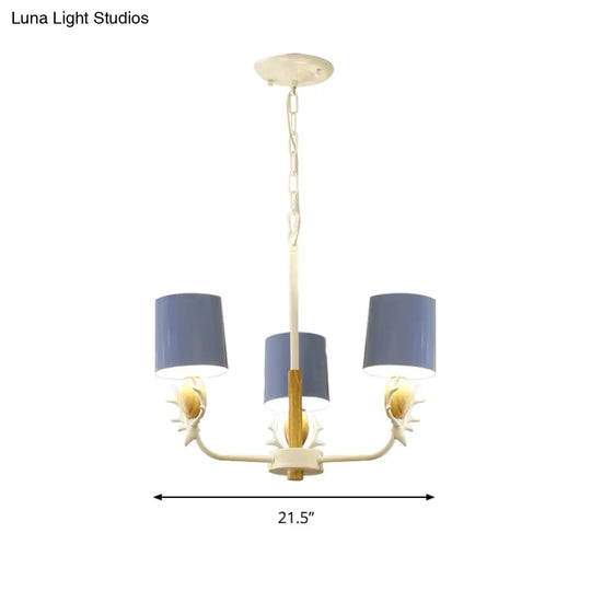 Scandinavian Deer Horn Chandelier - Stylish Metal Wood Hanging Light For Living Room