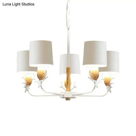 Scandinavian Deer Horn Chandelier - Stylish Metal Wood Hanging Light For Living Room