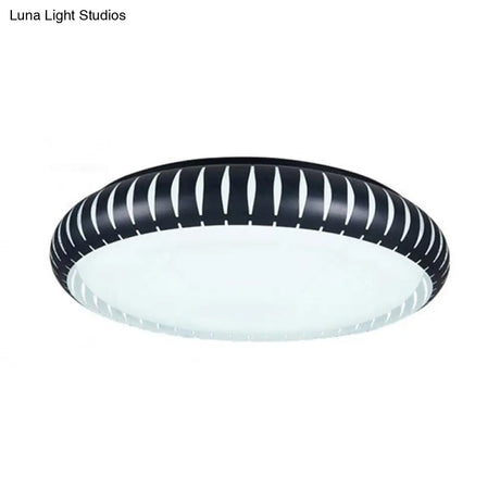 Simple Metal Led Ceiling Flush Mount Light White/Black With Hollow Shade For Living Room