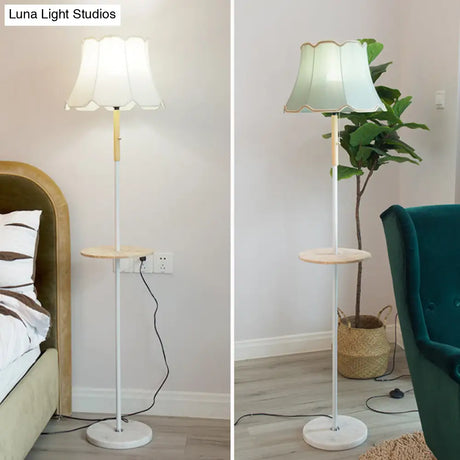 Simplicity 1-Light Floor Light With Wooden Tray - Flared Shaped Fabric Lamp