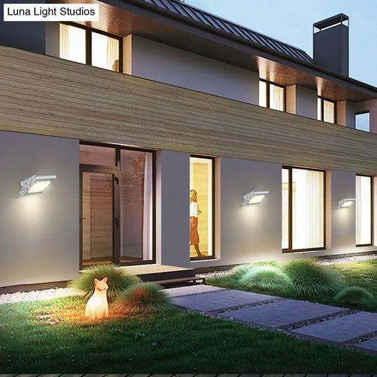 Simplicity Aluminum Led Spotlight Wall Sconce In Silver For Courtyard Lighting