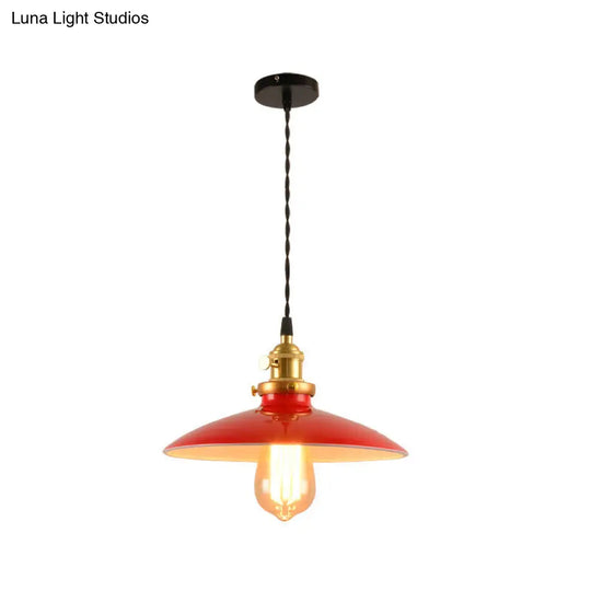 Sleek Metallic Saucer Pendant Light For Dining Room