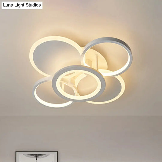 Sleek 16’/19.5’ W Metal Circular Semi Flush Mount Led Ceiling Light For Bedroom - White/Warm