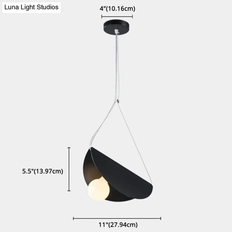 Sleek Metal Pendant Ceiling Light- Simplicity & Style In Living Room Lighting