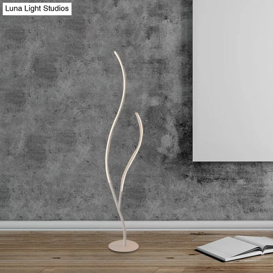 Sleek Metallic Branch Floor Reading Lamp - Modern Led Standing Light For Study Room