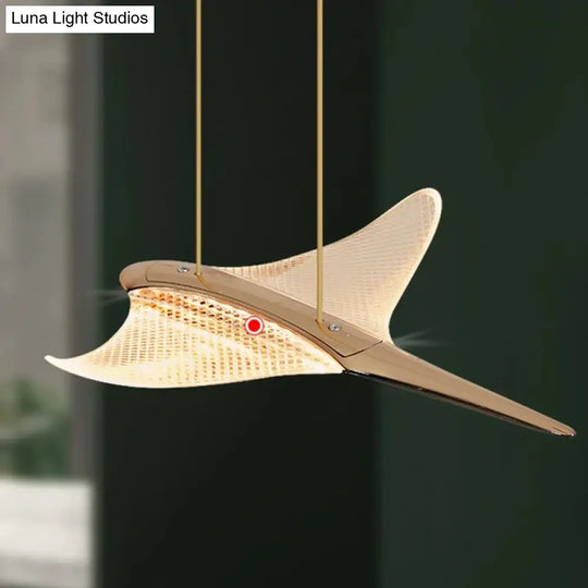 Solviera Branch Staircase Chandelier – Luxury LED Statement Light