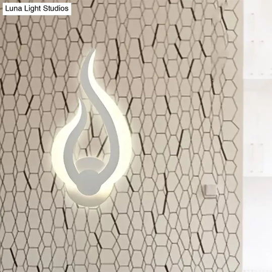 Stylish Fire-Shaped Led Wall Sconce For Kitchen And Dining Room