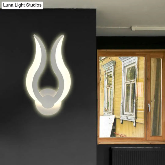 Stylish Fire-Shaped Led Wall Sconce For Kitchen And Dining Room White / A