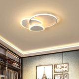 Stylish Flaky Triangle Ceiling Light: Modern Acrylic Led Flush Mount Lamp (16’/18’ W) In