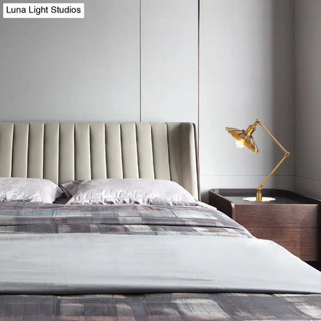 Stylish Flared Table Lamp - Industrial Metallic Accent With 1 Light For Dining Room Gold 8+8/8+8+8