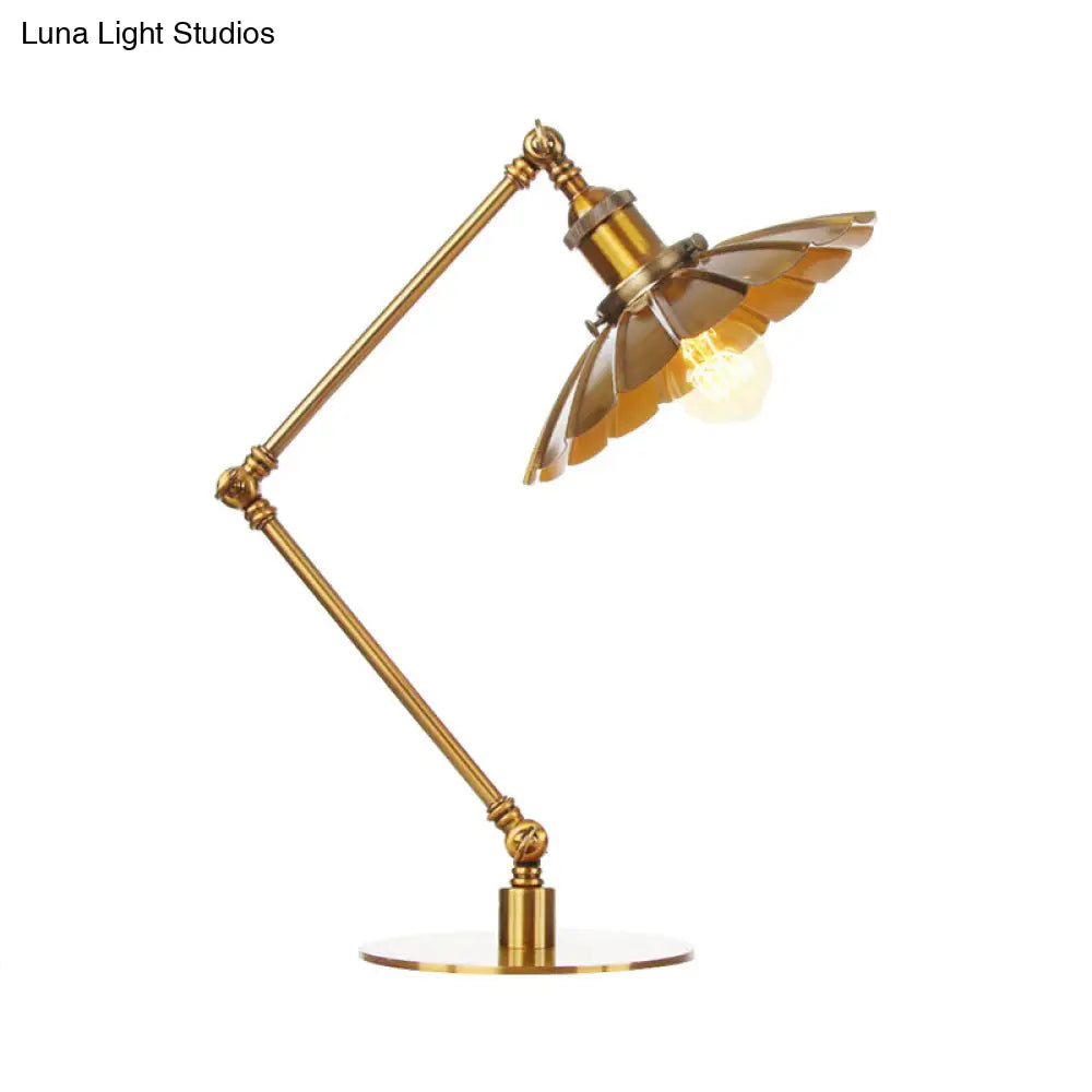 Stylish Flared Table Lamp - Industrial Metallic Accent With 1 Light For Dining Room Gold 8+8/8+8+8