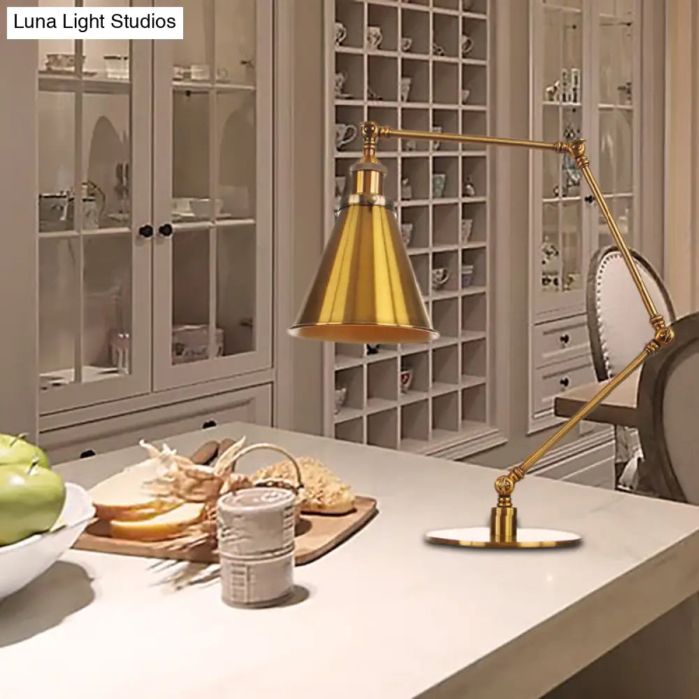 Stylish Flared Table Lamp - Industrial Metallic Accent With 1 Light For Dining Room Gold 8+8/8+8+8