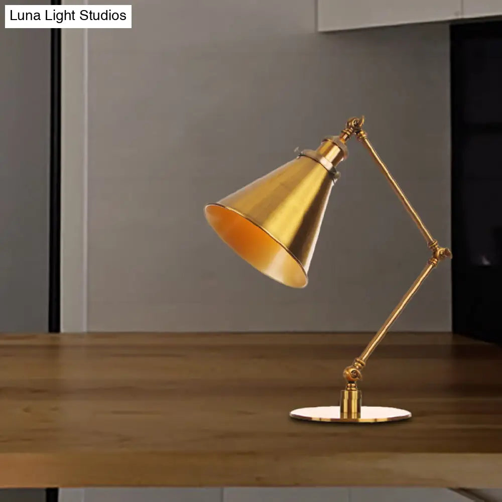 Stylish Flared Table Lamp - Industrial Metallic Accent With 1 Light For Dining Room Gold 8+8/8+8+8