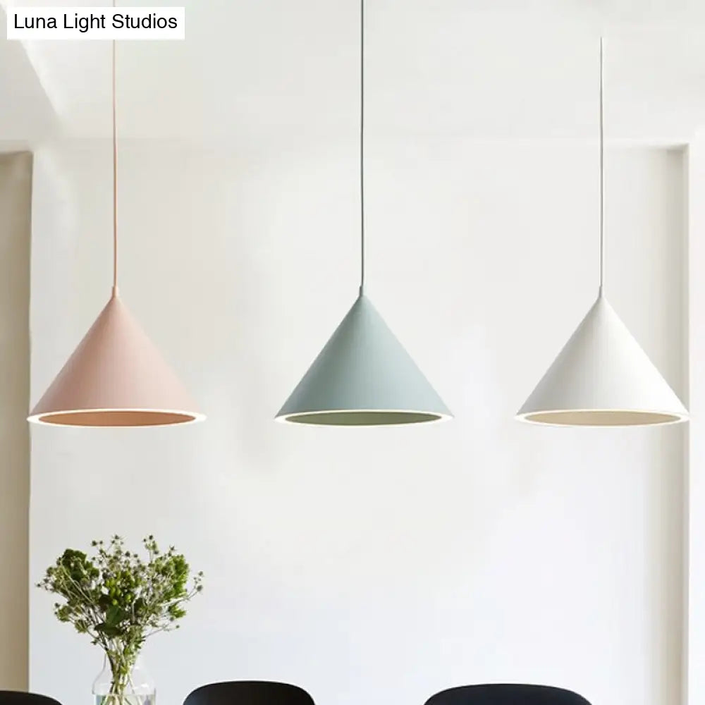 Stylish Nordic 1-Light Metal Pendant Lamp - 10’/12.5’ Diameter In Black/Blue For Table