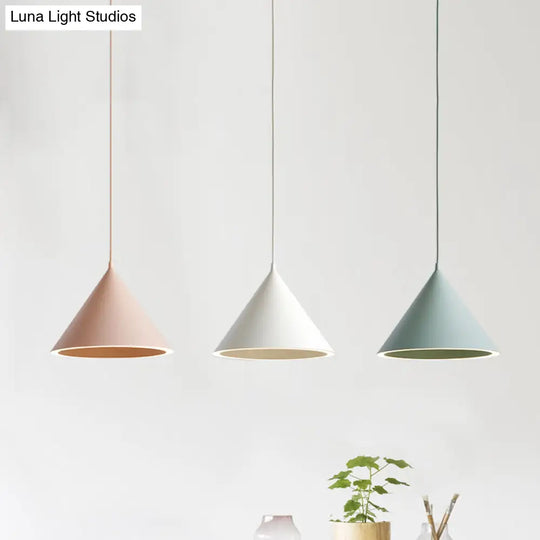 Stylish Nordic 1-Light Metal Pendant Lamp - 10’/12.5’ Diameter In Black/Blue For Table