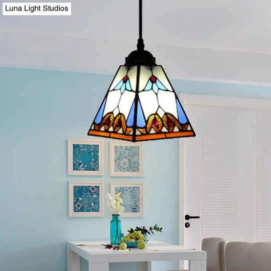 Tiffany-Style Black Glass Pendant Light - Magnolia/Shell Hanging Lamp